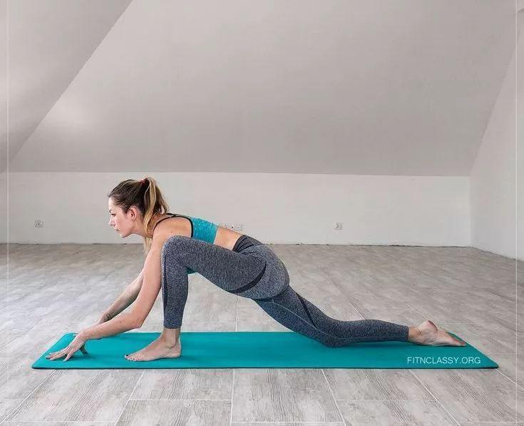 普拉提核心床开髋私教排课训练,瑜伽私教开髋课程60分钟