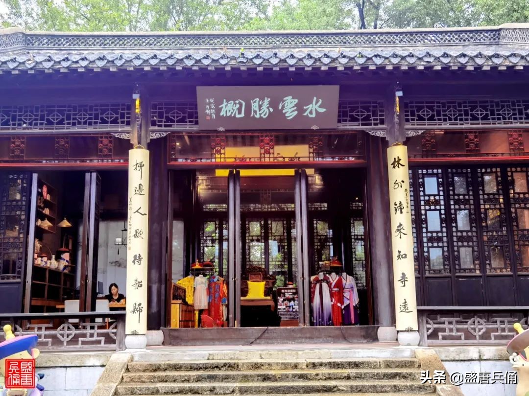 扬州｜垂杨不断接残芜，雁齿红桥俨画图