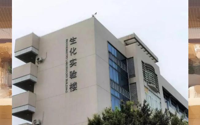 广州最广大学：占地1880余亩，依山傍水，校内坐拥天文台、法庭、演播厅！