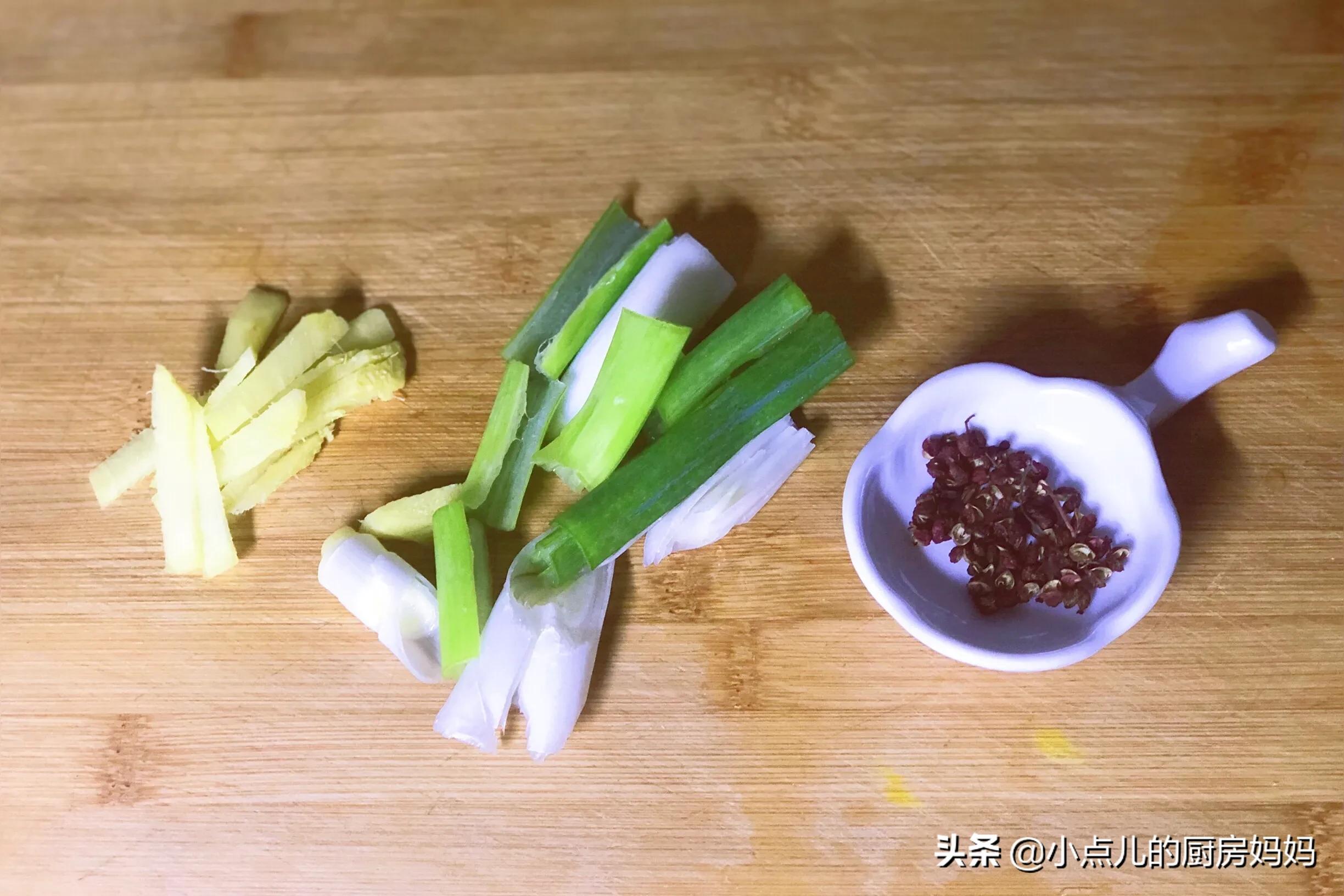 怎么熬出不腥的鲫鱼汤,熬鲫鱼汤不加猪油会不会白