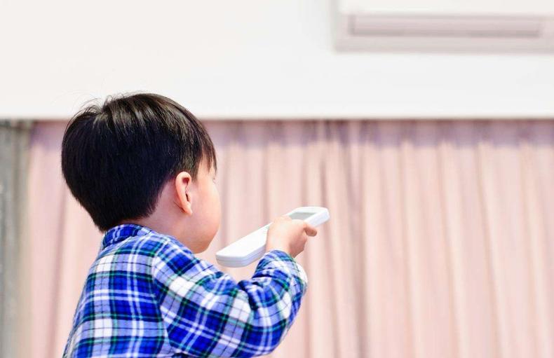 宝宝中暑的症状表现有哪些,夏天预防中暑应多喝什么