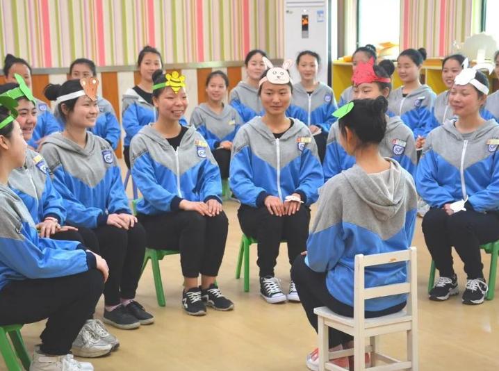 学前教育好一点还是幼师好一点,学前教育还有必要考吗