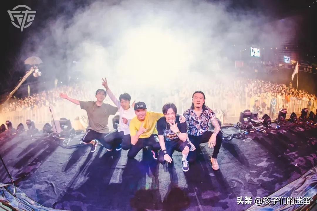 偶像为自己代言是什么感觉,和自己偶像合作是种什么样的体验