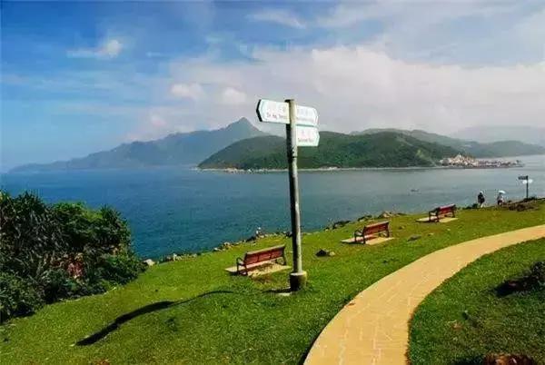 像彩色水果糖一样的香港,让人心动