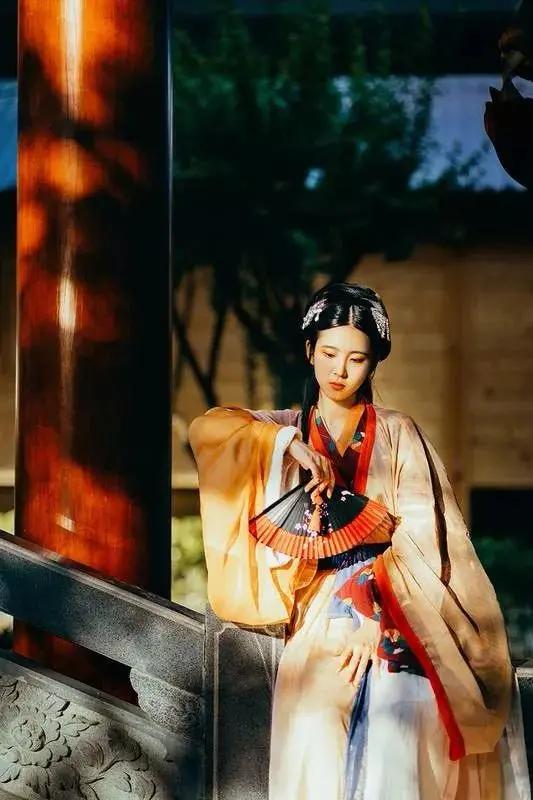 陌上飘尘七律100首,陌上飘尘原文