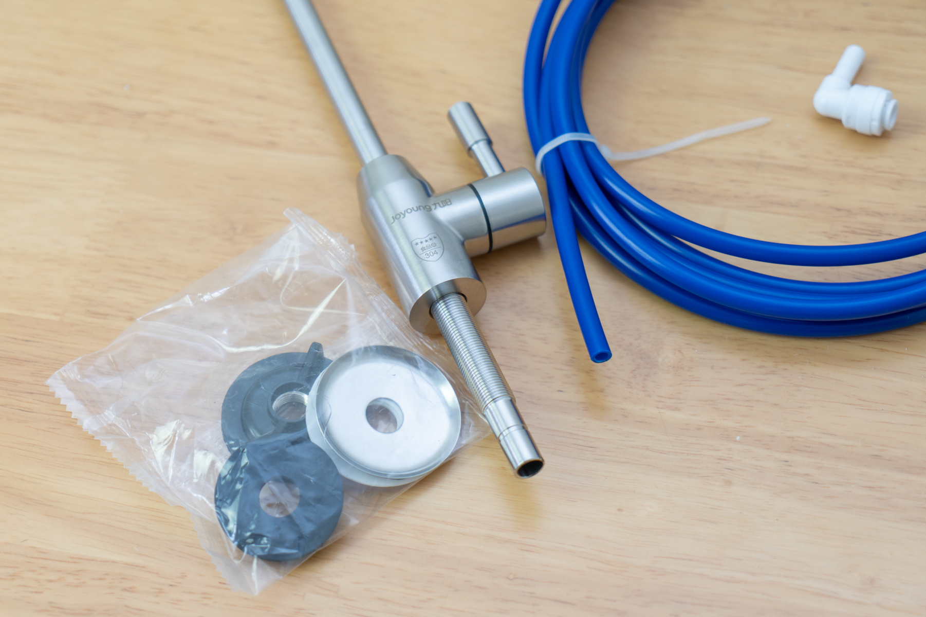 九阳净水器r7s怎么样,九阳净水器r3和r6区别