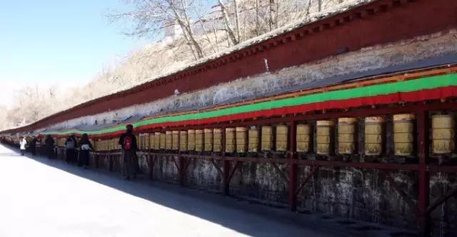 转经筒音乐完整,转经筒上的梵音