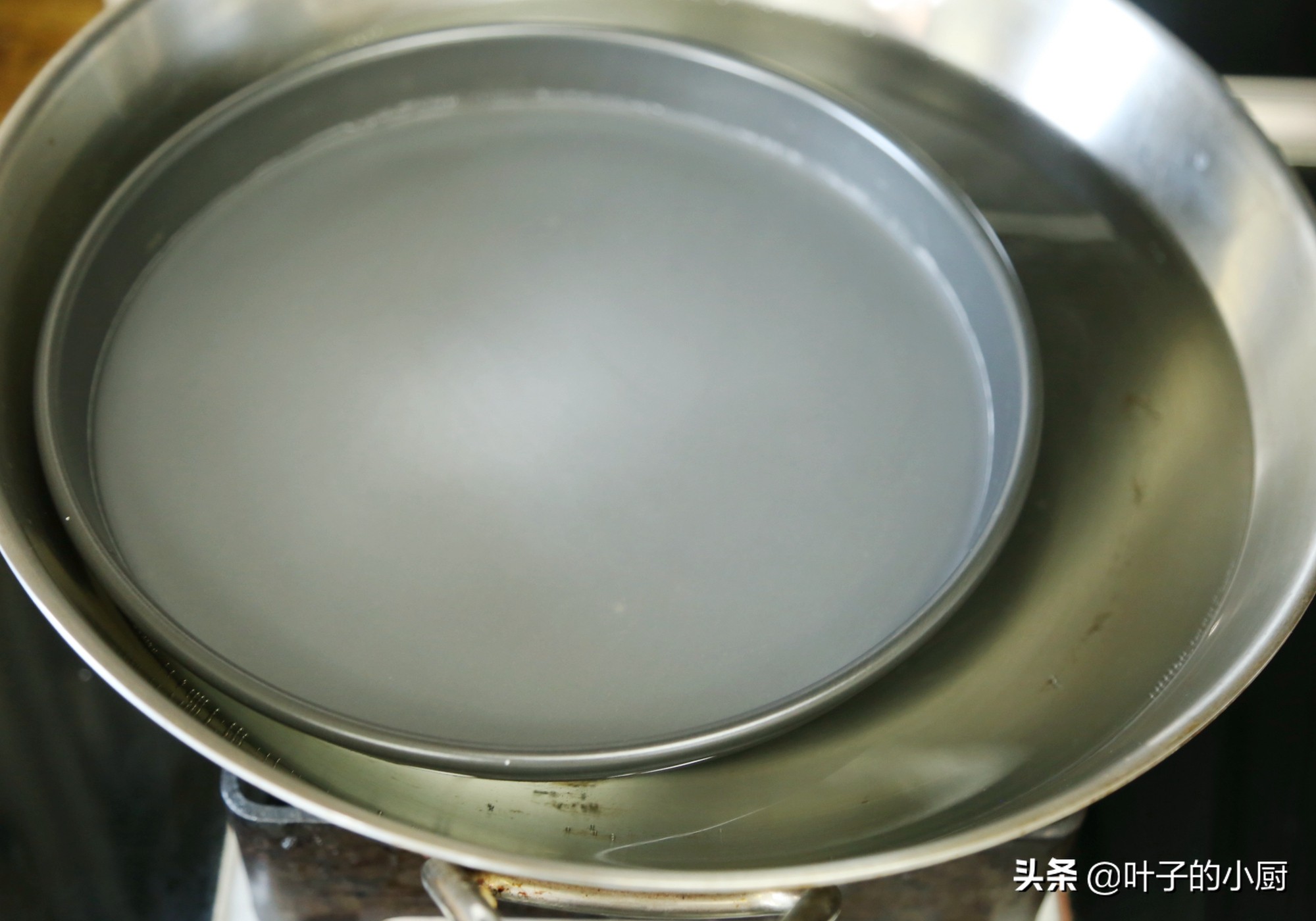 正宗做凉皮的方法和技巧,凉皮为什么发粘干裂