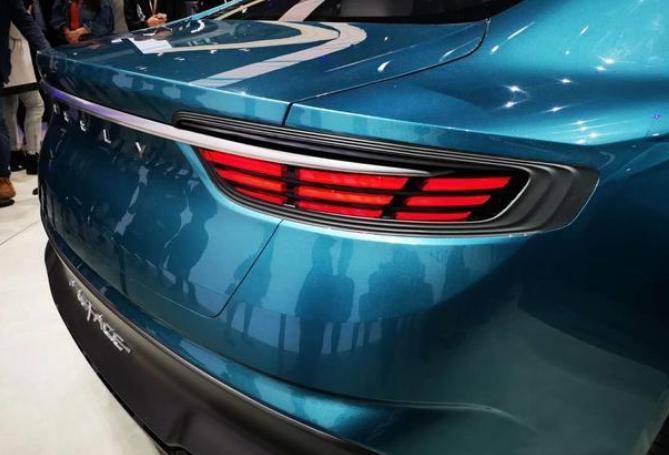 吉利哪款车跟沃尔沃s60同平台,吉利新款美人豹