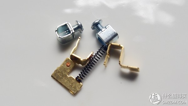 无边框开关插座,无边框开关插座拆解