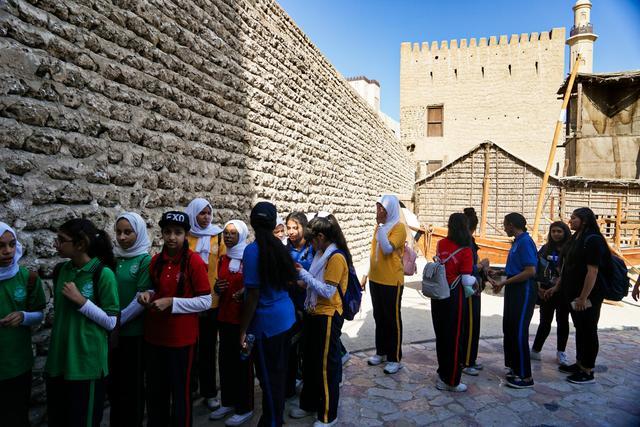 迪拜值得去旅游吗,迪拜适合穷游吗