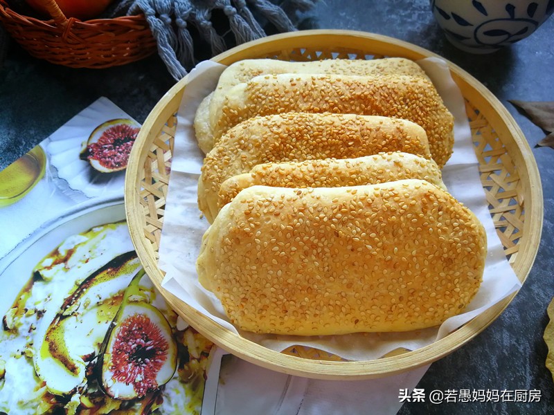 路边摊油酥烧饼怎么做,路边摊芝麻饼的做法