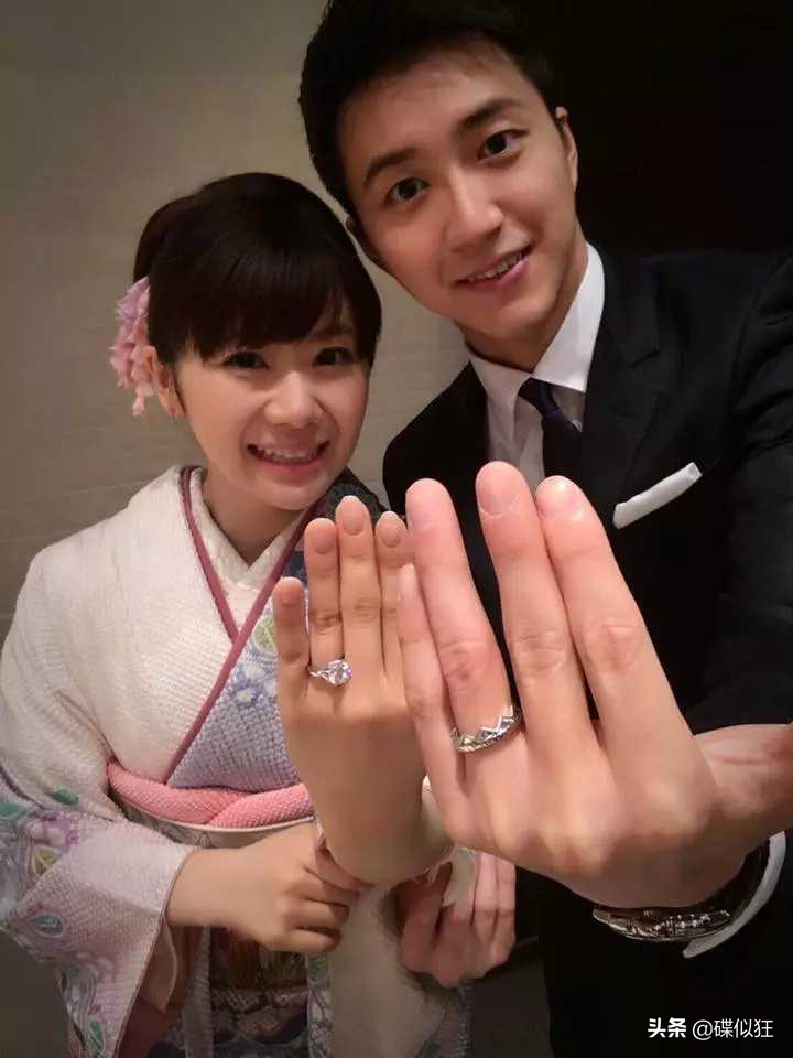 江宏杰日媒采访,江宏杰戴婚戒近照