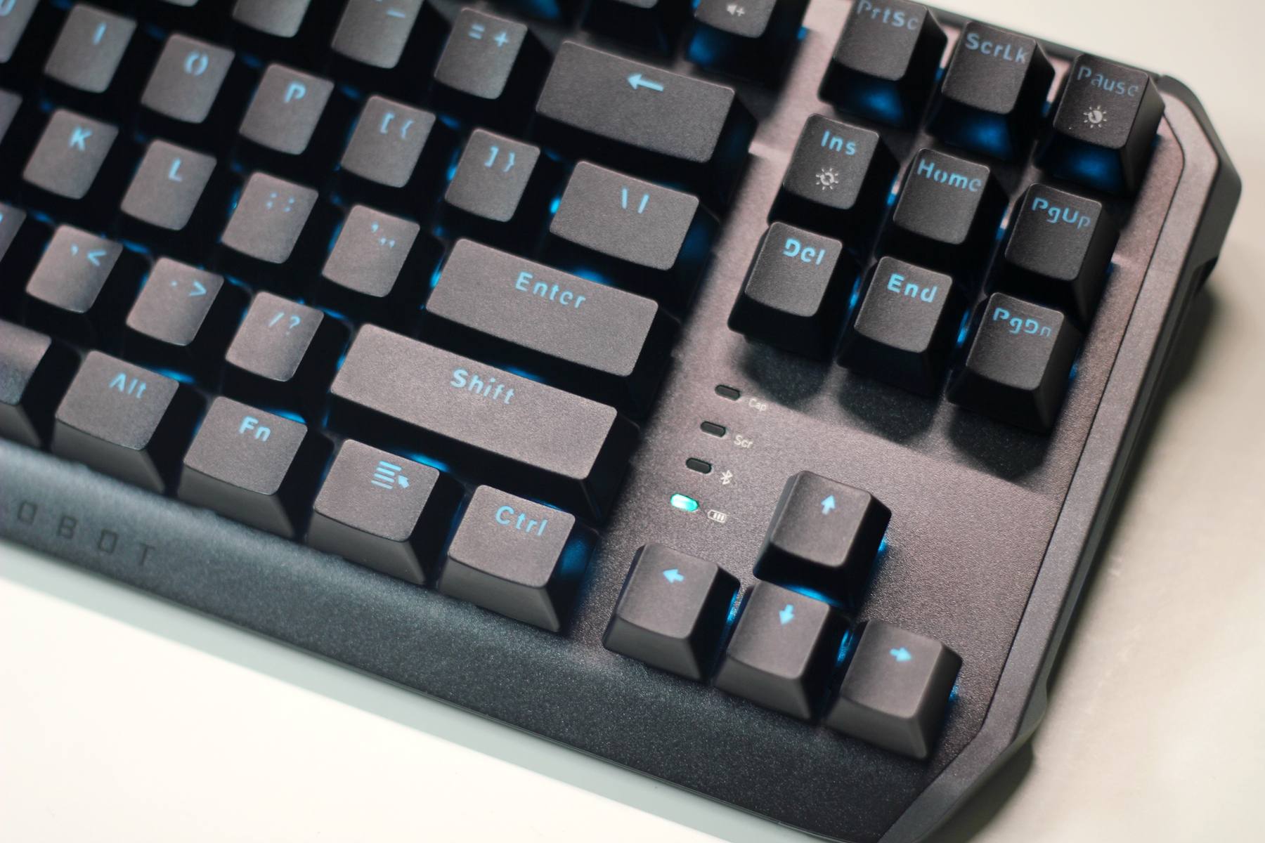 雷神玄龙机械键盘kl5087体验,多功能双头灯二合一复合灯