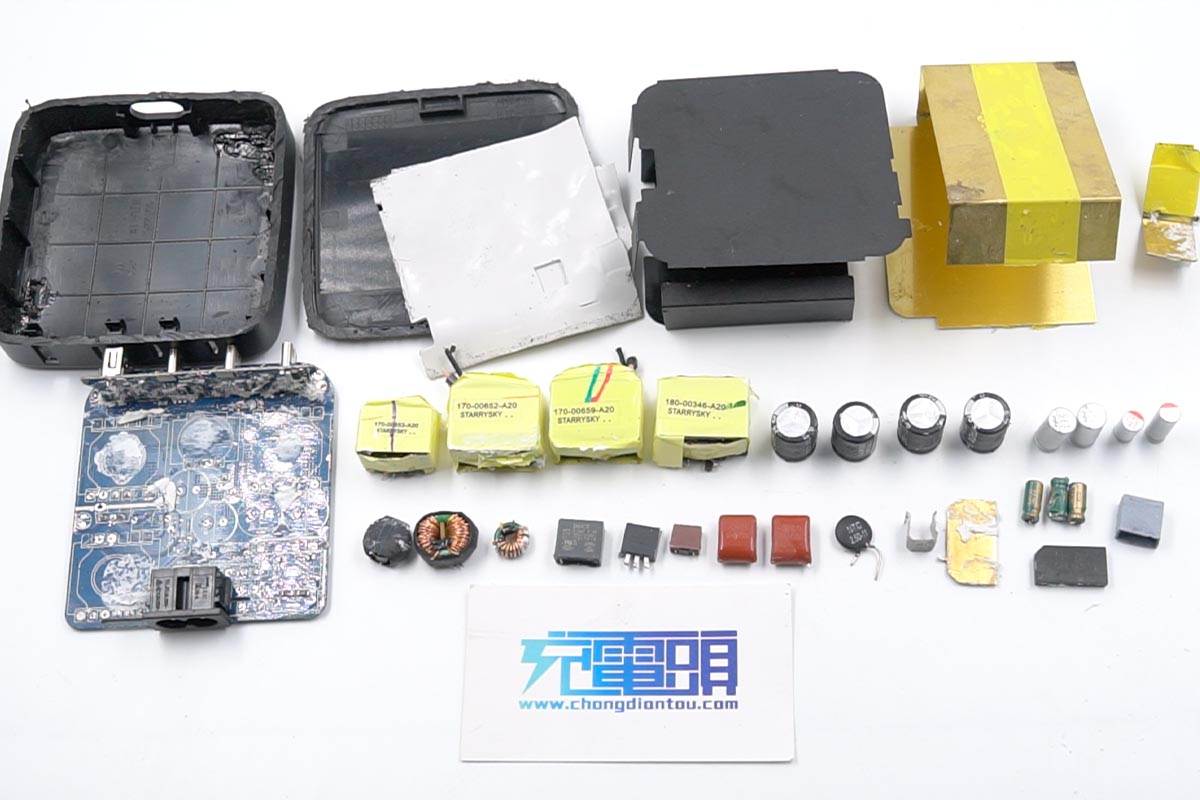 绿联45w双口快充拆解,绿联20瓦双口快充拆解