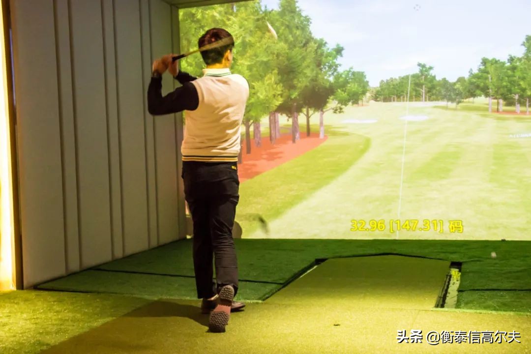 四川成都首家「绅士三球一体馆」！炫酷登场