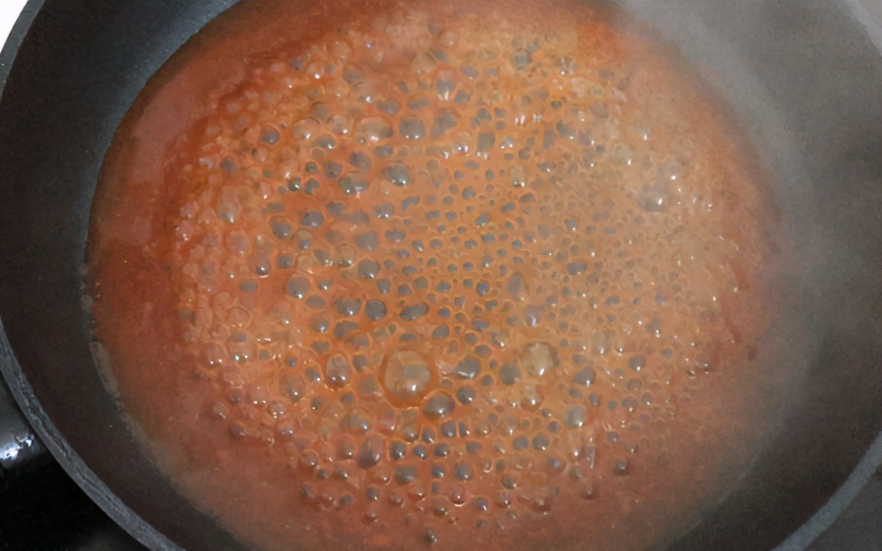 年夜饭红红的灯笼,除夕年夜饭大红灯笼