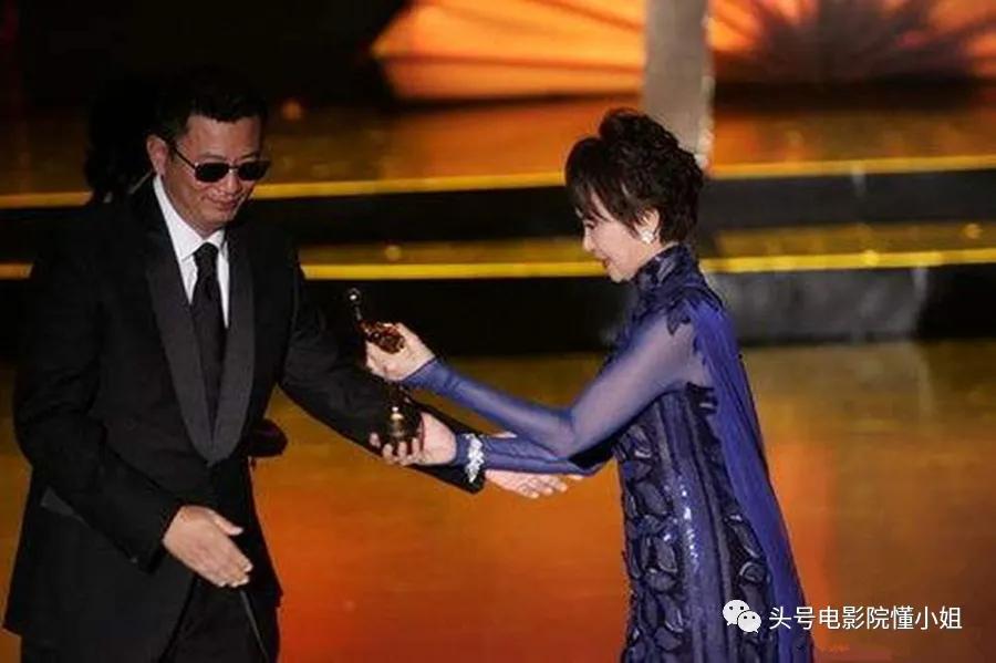 68岁周润发挑战人生首场半马,65岁周润发与刘嘉玲