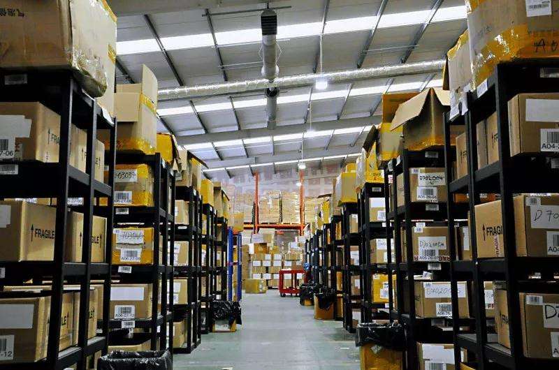 亚马逊新手选择哪种发货方式好 (亚马逊铺货模式怎么发货)