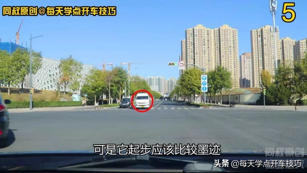 左转弯让直行车撞怎样划分责任,左转弯被直行车碰到谁的责任