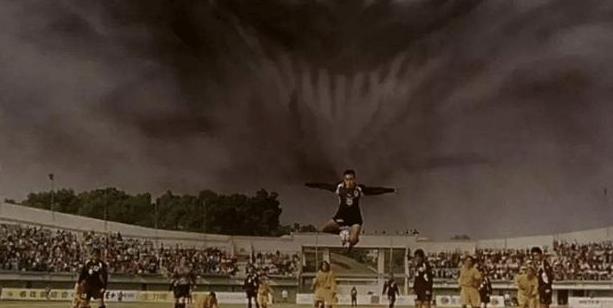 周星驰星爷高燃名场面,周星驰少林足球太牛了片段