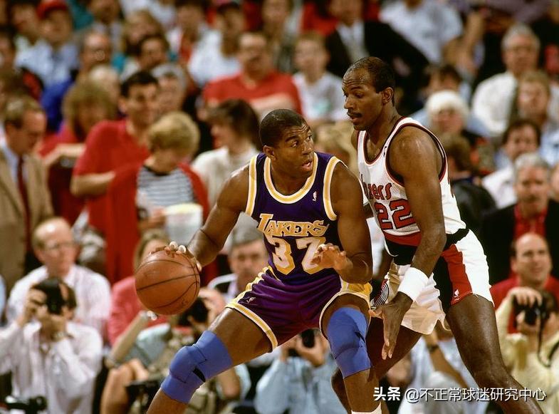 单赛季30+纪录科比,单赛季盖帽抢断400