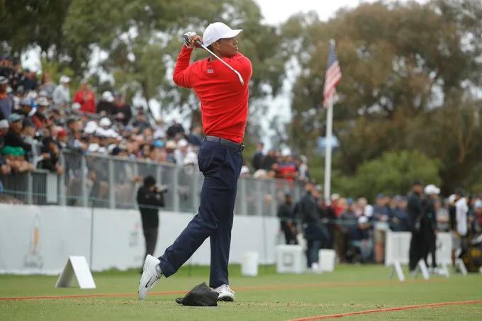 老虎短杆挥杆慢动作,老虎经典挥杆慢动作