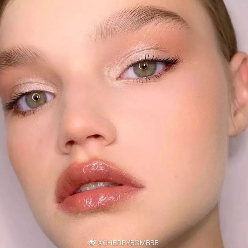 眉形变了运气就变了,一个好的眉形能让人的运气改变