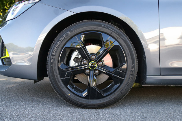 荣威i6max双层玻璃多少钱,荣威i6max底价