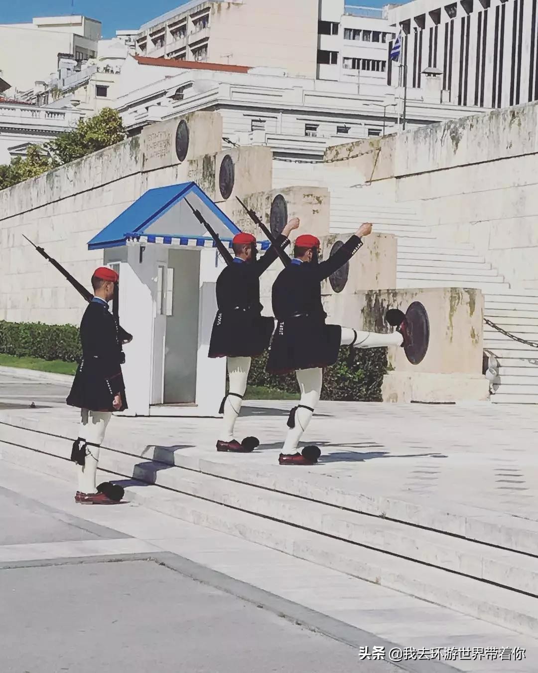 希腊旅行爱琴海,希腊爱琴海悬崖酒店费用