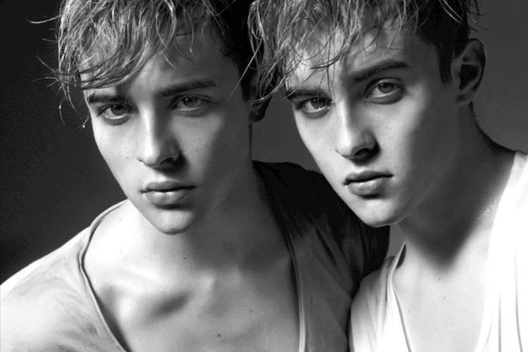 CtrlC+CtrlV=鲜肉值翻倍!双胞胎帅哥总是能带来双倍的快乐