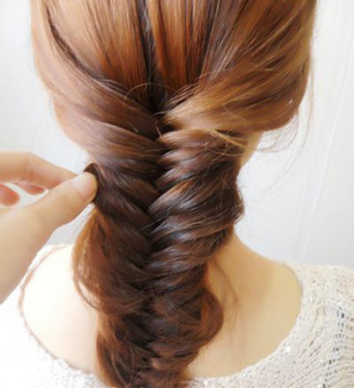 杨幂鱼尾辫图片大全,杨幂鱼尾辫造型亮相