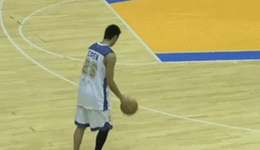 中国10大陨落的篮球天才：他本可成中国卡特，大风车扣篮一战成名