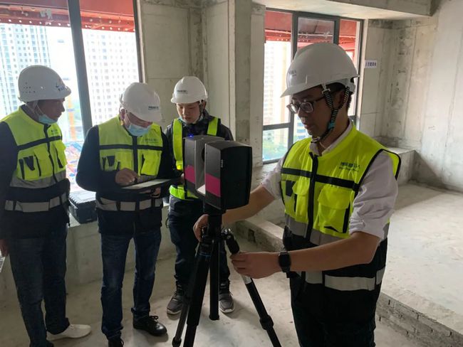 博士生干建筑工,博士去高校当实验员