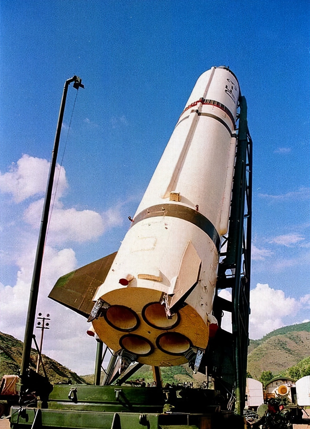 1987年沙特求购东风3，报价1亿人民币，沙方砍价到1亿美金