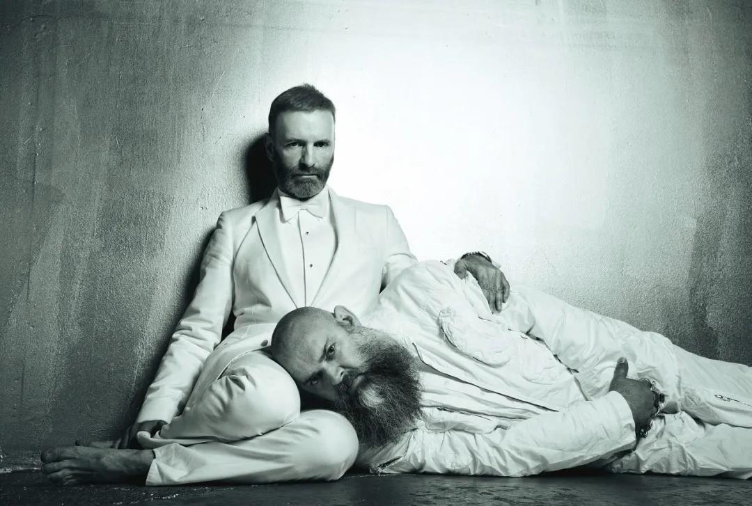 他们热爱平凡生活，有着无法动摇的个性