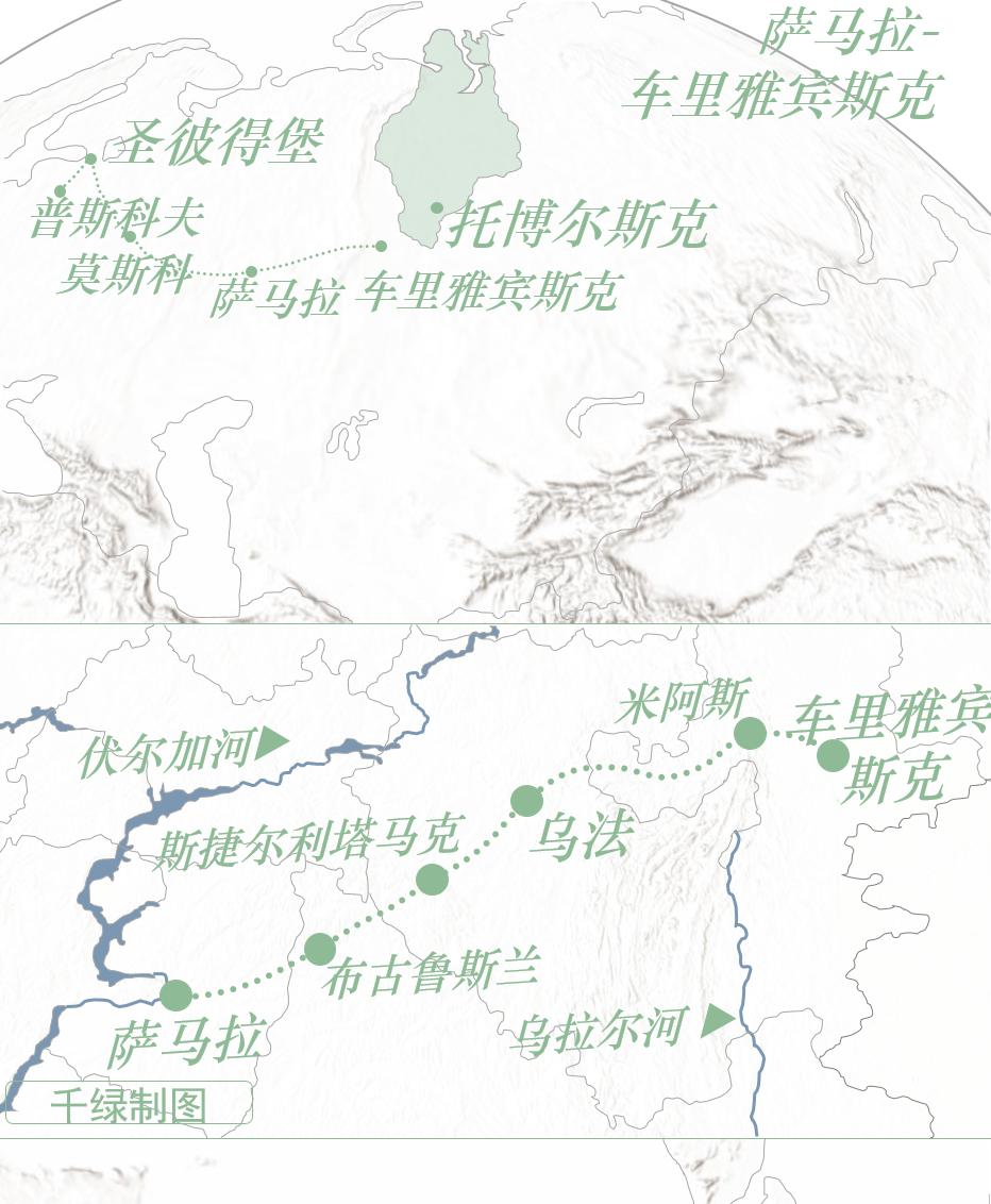 火车冒着黑烟呼啸而过,火车冒着浓烟从丛林出来