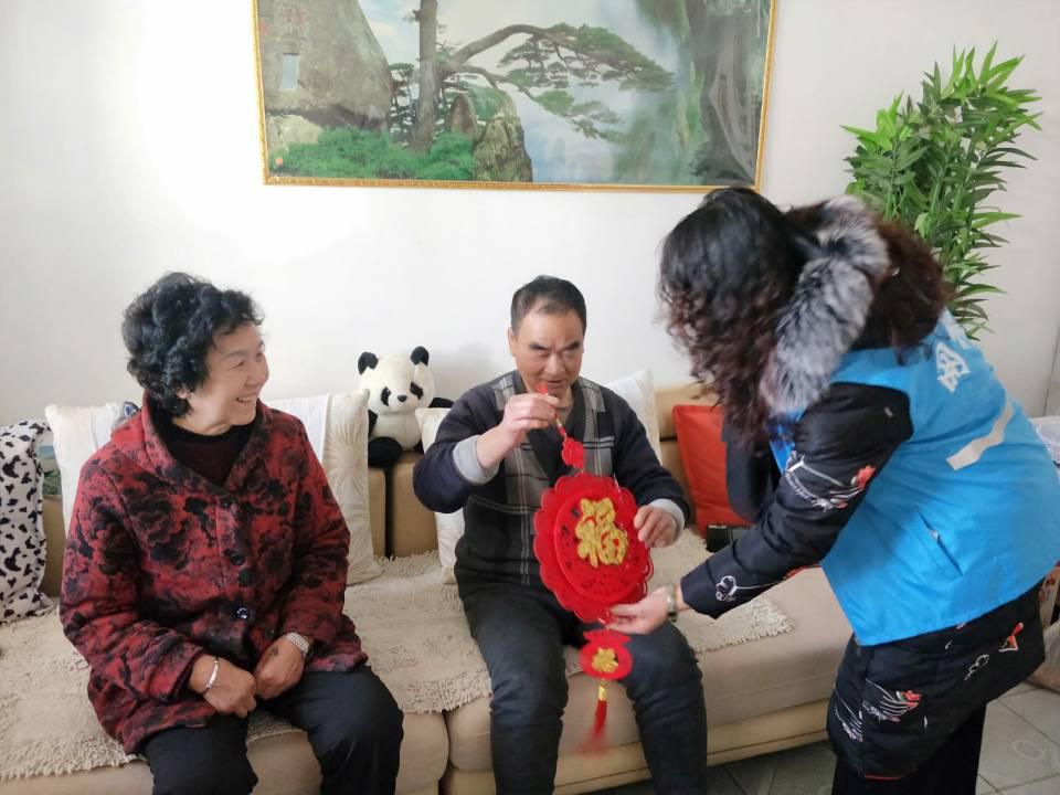 玉门：微风渐暖网格情浓