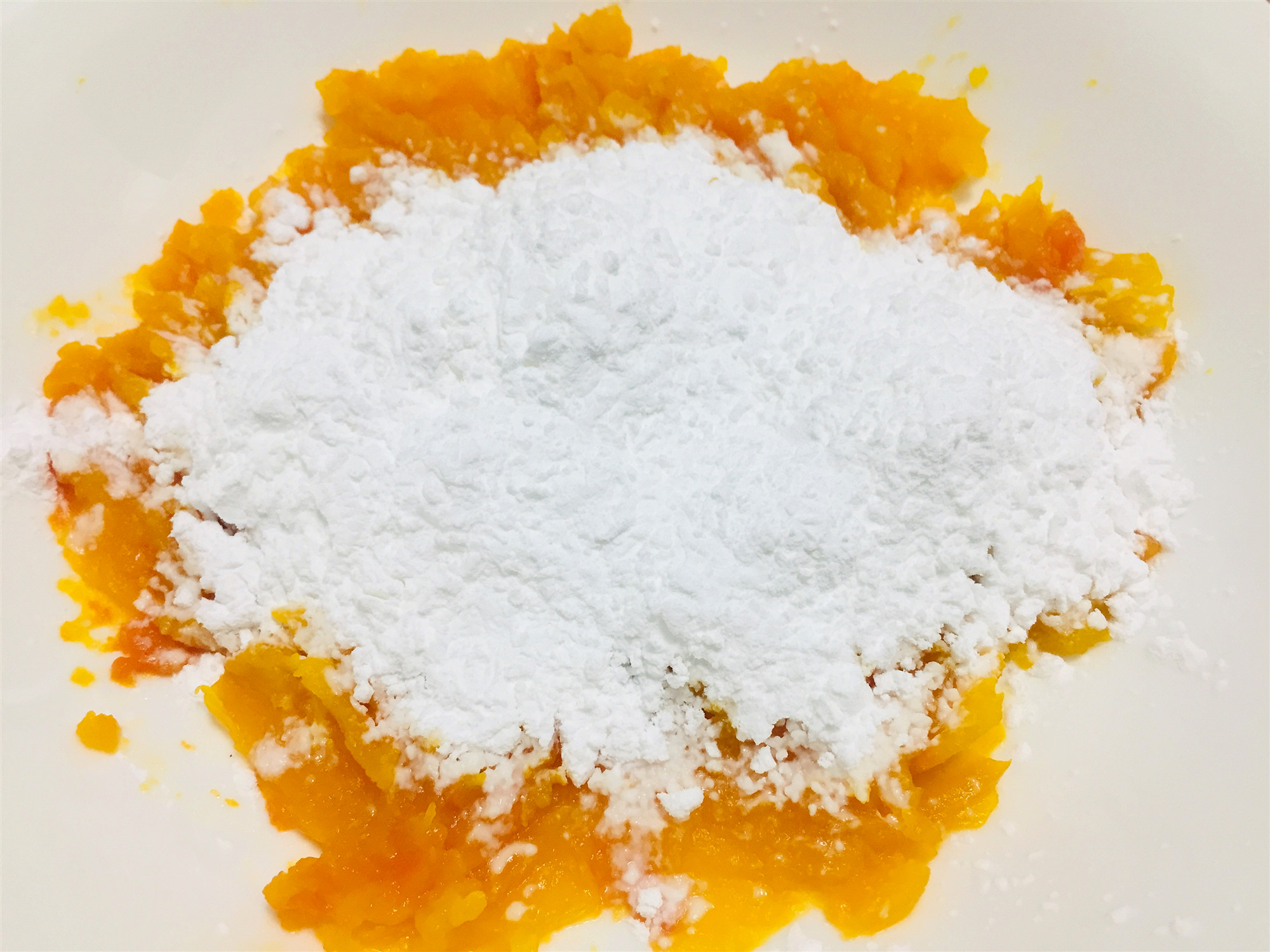 芋圆详细教程q弹不开裂,自己做的芋圆软糯不q弹