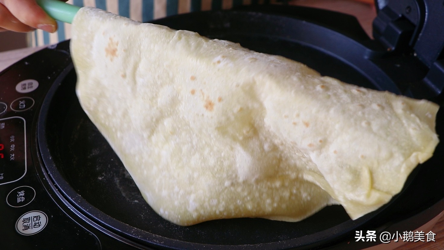 烙饼又软又不硬的做法,烙饼又干又硬怎么回事