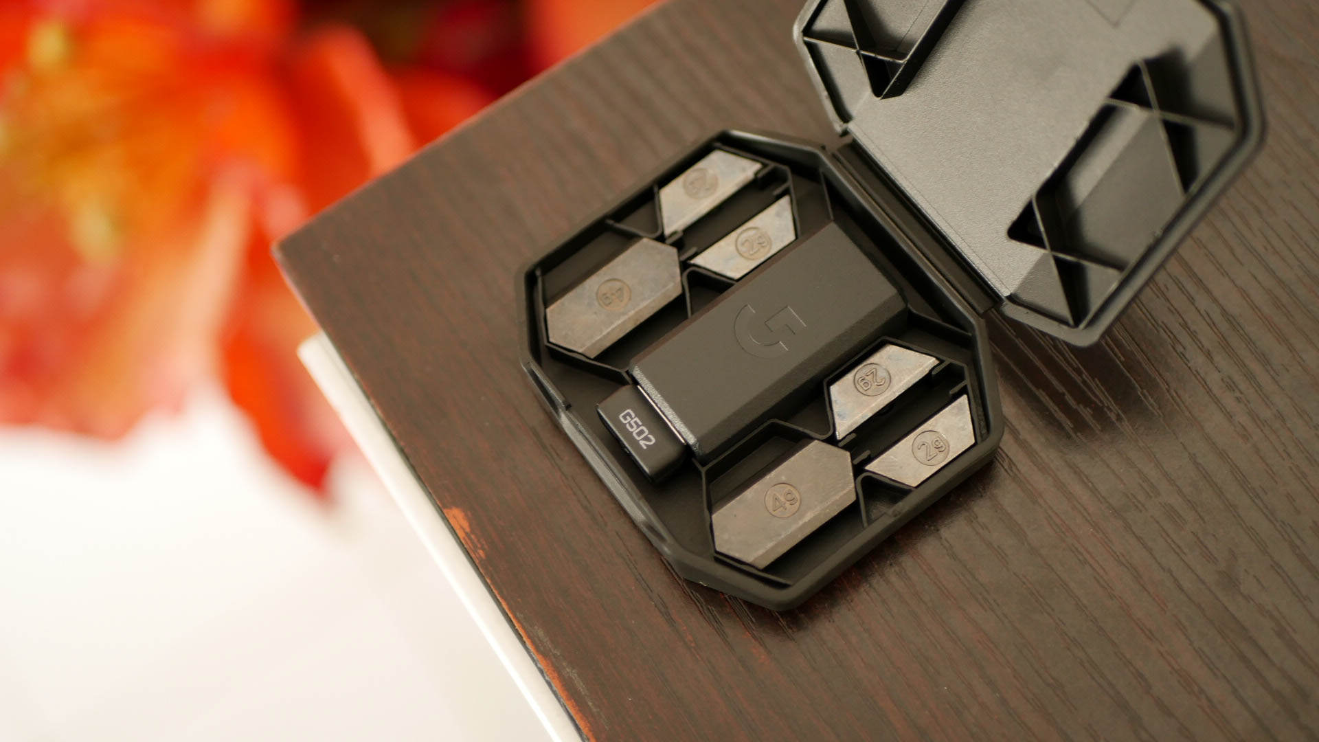 大手鼠标推荐罗技g402,罗技大手鼠标g304