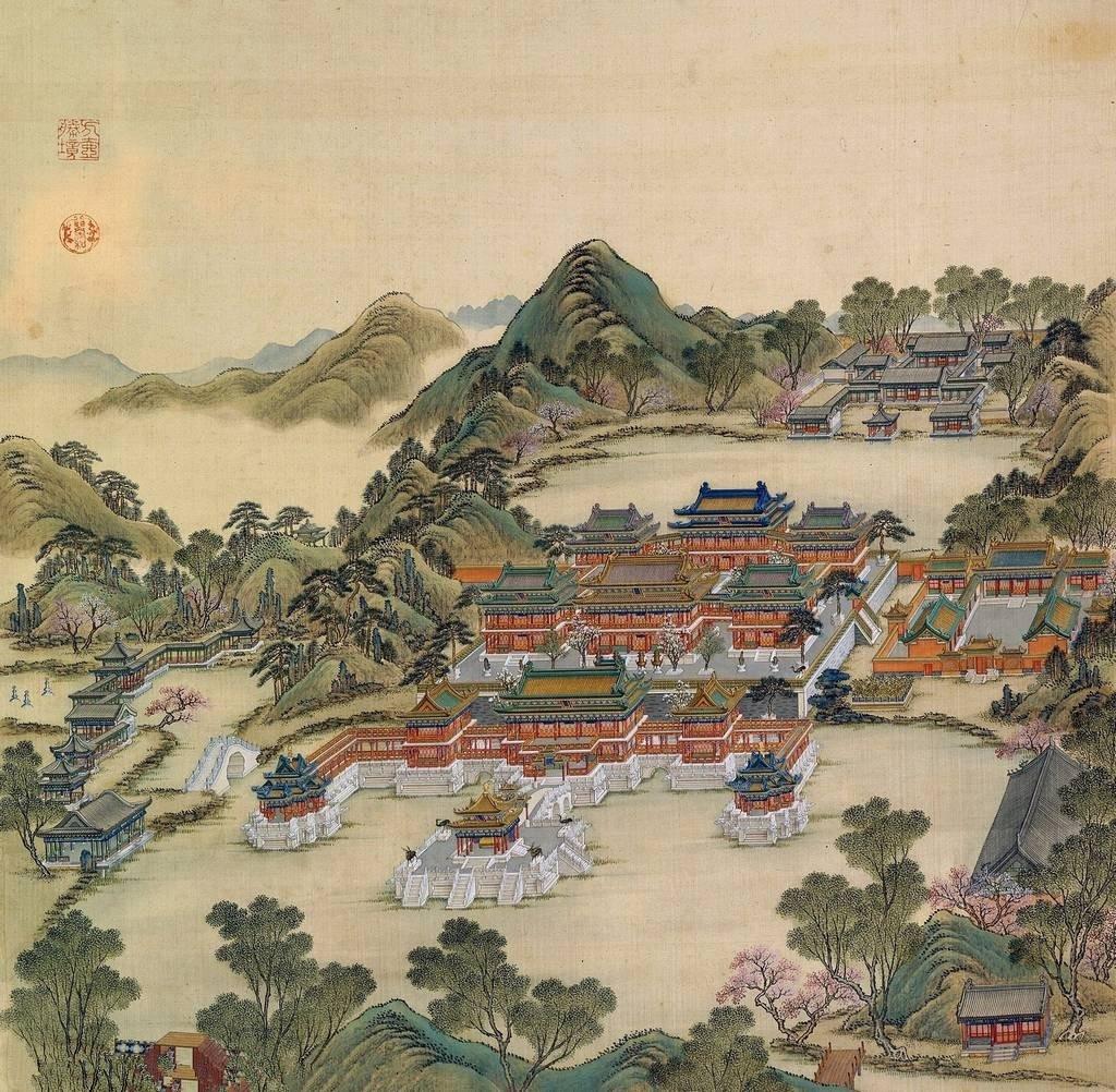 余晖映照出娇艳的晚霞,余晖映衬下美景