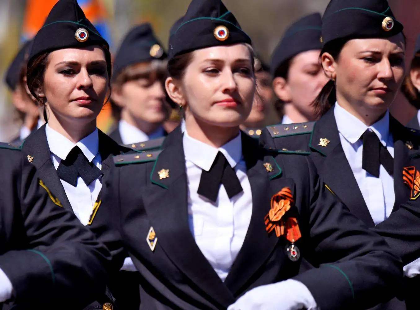 俄罗斯与中国：远交近攻的异类