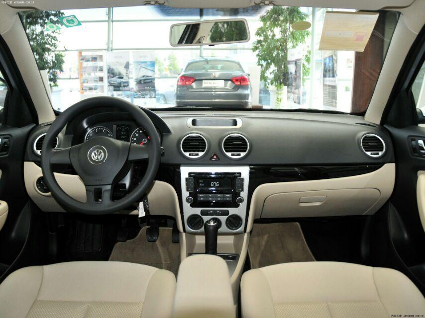 西安市二手大众朗逸多少钱,2011大众朗逸二手报价