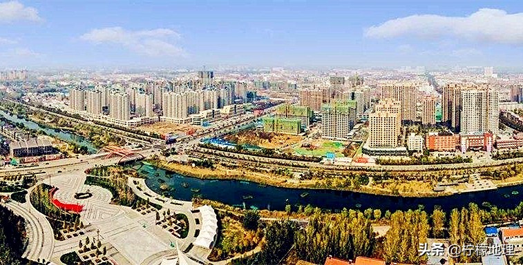 山东菏泽水浒第一城,菏泽很富吗