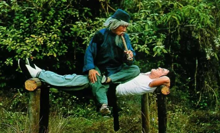 他是中国最牛演员，5个儿子都是大腕明星大儿子火过周星驰甄子丹