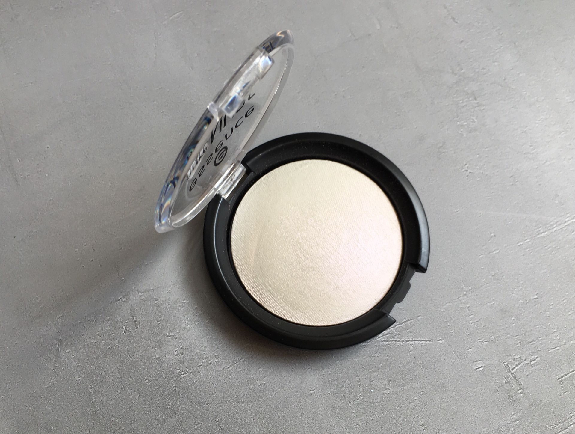 腮红唇膏眼影三合一推荐,欧美风的眼影腮红口红推荐