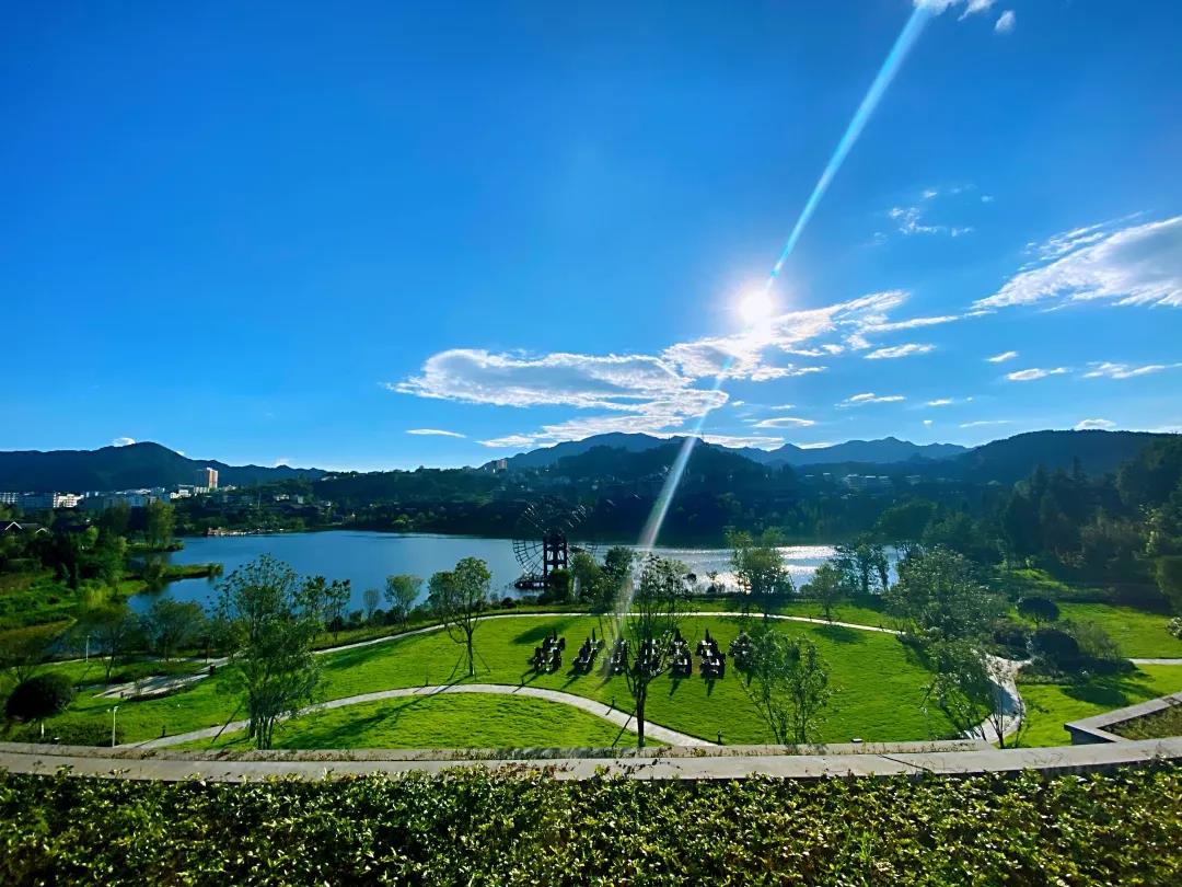 王健林在贵州的扶贫项目,王健林在丹寨投资精准扶贫