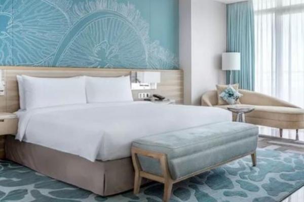 酒店床尾为什么摆长凳,酒店情侣床尾放什么