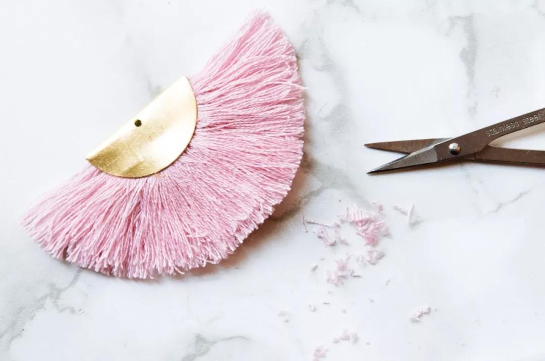 毛线手工家里装饰品,家里毛线很多可以用来干什么